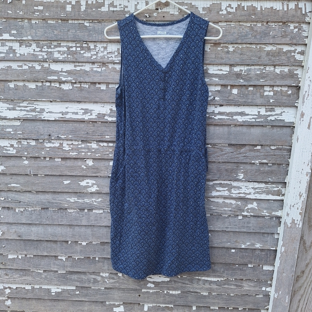 Duluth Trading Co Blue Sleeveless Dress Size Small